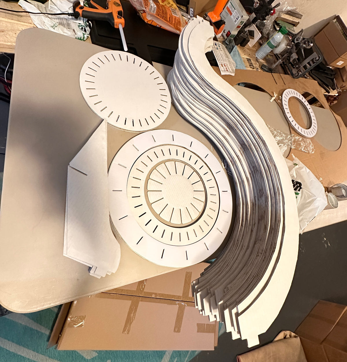 White Cardboard Vase Kit