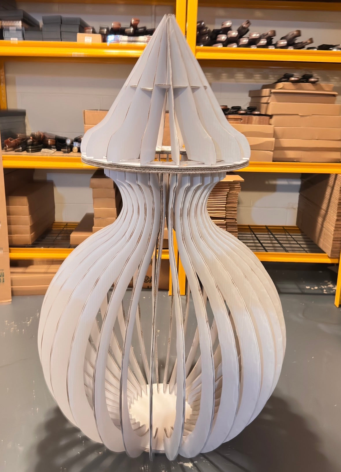 White Cardboard Vase Kit
